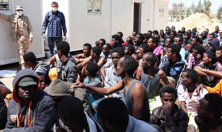 Des centaines de milliers de migrants attendent en Libye pour passer en Europe Des centaines de milliers de migrants attendent en Libye pour passer en Europe