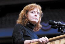 Susan Sarandon hésite à voter Clinton même face à Trump Susan Sarandon hésite à voter Clinton même face à Trump