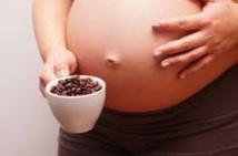 La caféine accroîtrait le risque de fausse couche La caféine accroîtrait le risque de fausse couche