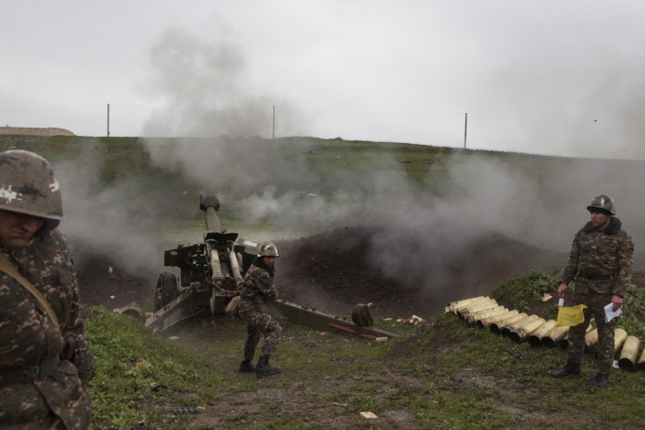 Au moins 64 morts depuis la reprise des combats au Nagorny-Karabakh Au moins 64 morts depuis la reprise des combats au Nagorny-Karabakh