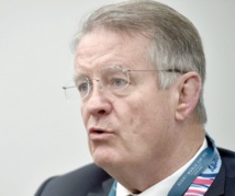 Bernard Lapasset: Le rugby africain promet un bel avenir Bernard Lapasset: Le rugby africain promet un bel avenir