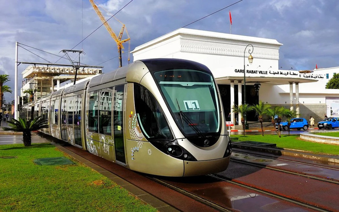 Accouchement d'une femme à bord d'un tramway