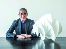 Portrait : Issey Miyake, styliste  au-delà des frontières Portrait : Issey Miyake, styliste  au-delà des frontières