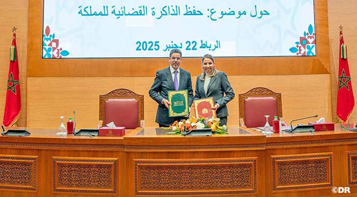 Signature d'un accord-cadre entre le CSPJ et l'Institution des Archives du Maroc