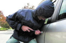 Arrestation à Casablanca de six personnes pour une affaire de vol qualifié, abus de confiance et escroquerie Arrestation à Casablanca de six personnes pour une affaire de vol qualifié, abus de confiance et escroquerie