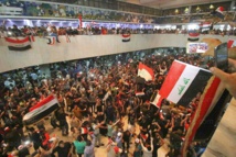Des manifestants envahissent le  Parlement à Bagdad, la crise s’amplifie