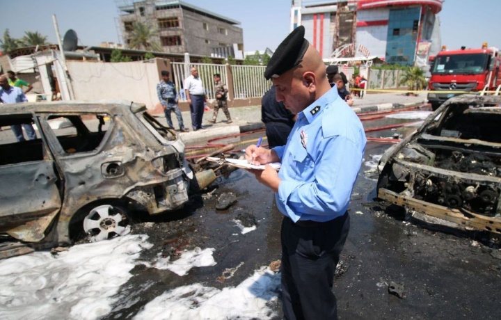 33 morts dans un double attentat de l'EI dans le sud de l’Irak à majorité chiite 33 morts dans un double attentat de l'EI dans le sud de l’Irak à majorité chiite