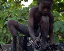 Quand les souvenirs pour touristes sont fabriqués par des enfants haïtiens Quand les souvenirs pour touristes sont fabriqués par des enfants haïtiens