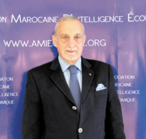 La Maison de la presse de Tanger rend hommage à Mohamed Abderrahmane Berrada La Maison de la presse de Tanger rend hommage à Mohamed Abderrahmane Berrada