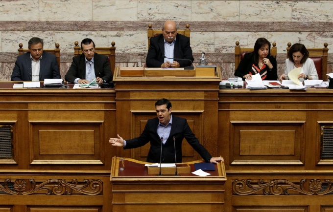 Le Parlement grec adopte une réforme controversée des retraites Le Parlement grec adopte une réforme controversée des retraites