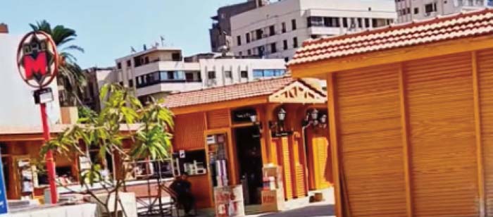 Le Mur d'"El-Azbakeya", une bibliothèque à ciel ouvert au parfum des souvenirs