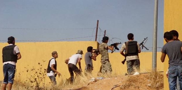32 membres des forces du gouvernement d'union tués dans un attentat à la voiture piégée 32 membres des forces du gouvernement d'union tués dans un attentat à la voiture piégée