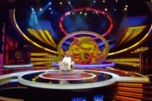 Un jeune poète devient millionnaire  à un concours de poésie arabe Un jeune poète devient millionnaire  à un concours de poésie arabe