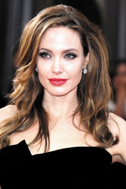 Ces grands rôles que les stars ont refusés : Angelina Jolie, Charlie et ses drôles de dames (2000) Ces grands rôles que les stars ont refusés : Angelina Jolie, Charlie et ses drôles de dames (2000)