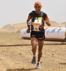Marathon des Sables : Mohamed El Morabity récidive lors de la 2ème étape Marathon des Sables : Mohamed El Morabity récidive lors de la 2ème étape