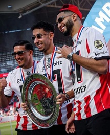 Le PSV fête son sacre : Saibari en vedette Le PSV fête son sacre : Saibari en vedette