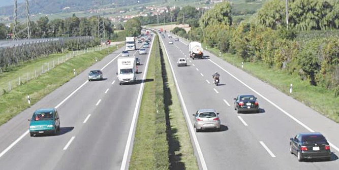 La somnolence et l’endormissement au volant, source d’accidents mortels sur l’autoroute La somnolence et l’endormissement au volant, source d’accidents mortels sur l’autoroute