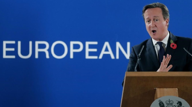 Les eurosceptiques et les europhiles britanniques au coude-à-coude quant au Brexit Les eurosceptiques et les europhiles britanniques au coude-à-coude quant au Brexit