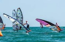 Remise des prix aux vainqueurs du 4ème Championnat International "Wave Classic Moulay" de Windsurf