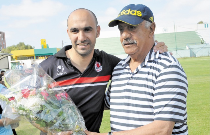 Walid Regragui rempile jusqu’en 2020 avec le FUS Walid Regragui rempile jusqu’en 2020 avec le FUS