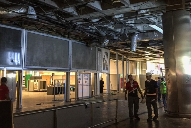 Arrestations de treize suspects dont trois étrangers après l'attentat d'Istanbul Arrestations de treize suspects dont trois étrangers après l'attentat d'Istanbul