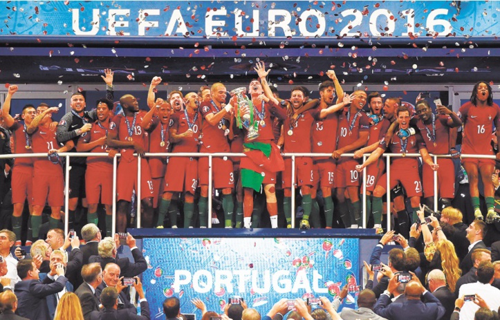 Enfin, un titre majeur pour le Portugal : Le rêve des Bleus brisé Enfin, un titre majeur pour le Portugal : Le rêve des Bleus brisé