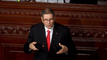 Le Parlement tunisien retire la confiance au gouvernement de Habib Essid Le Parlement tunisien retire la confiance au gouvernement de Habib Essid