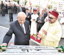 S.M le Roi  inaugure l'Avenue Abderrahmane  El Youssoufi à Tanger