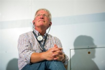 Des lanceurs d'alerte "ordinaires" se racontent sur la scène roumaine Des lanceurs d'alerte "ordinaires" se racontent sur la scène roumaine