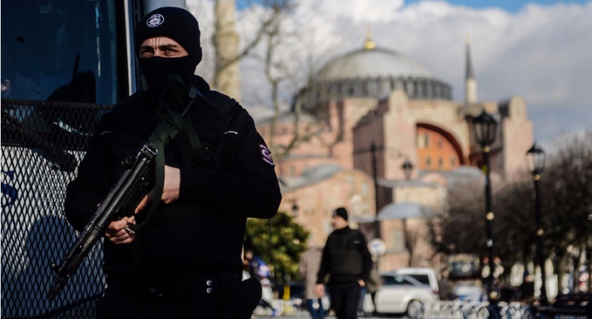 Vaste opération de la police financière en Turquie Vaste opération de la police financière en Turquie
