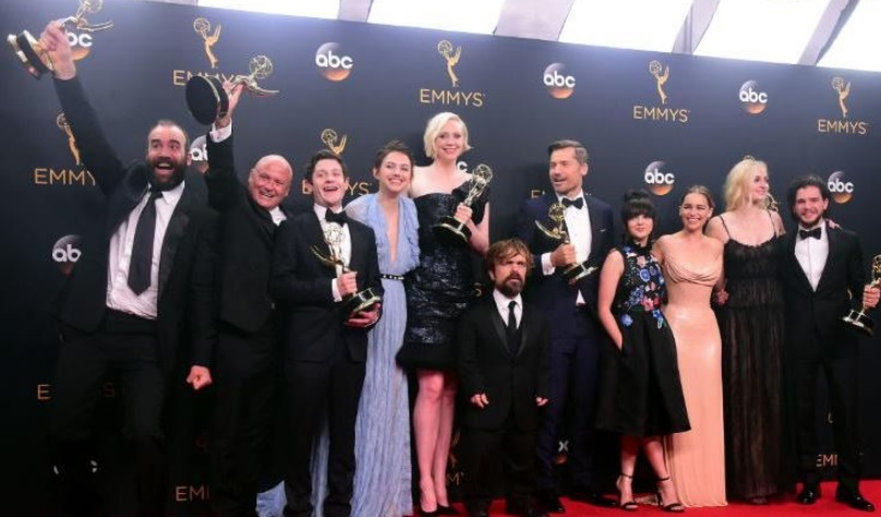 "Game of Thrones" entre dans l'histoire aux Emmy Awards