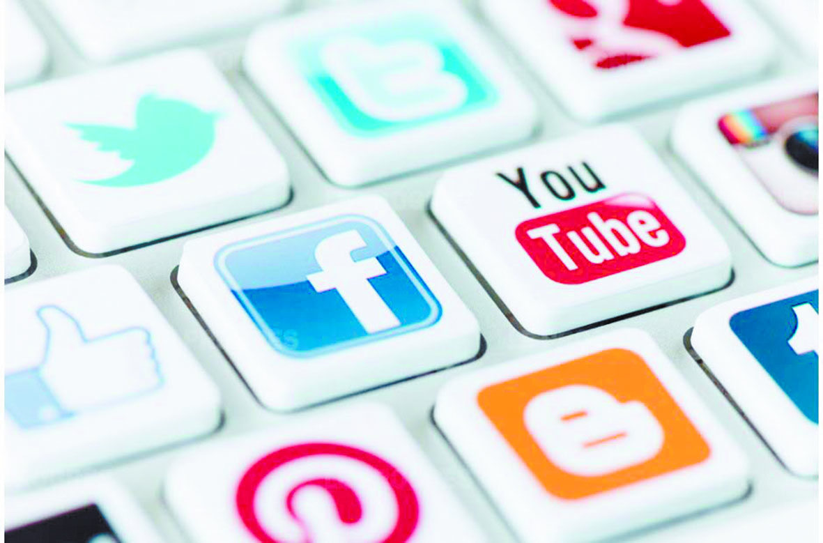 Les réseaux sociaux, un paradis pour toutes sortes d'espions