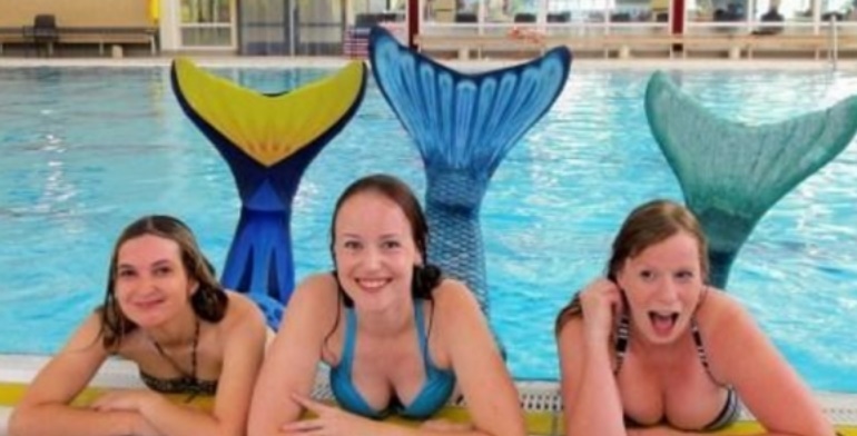 Insolite : Des femmes à la peau couverte d'écailles