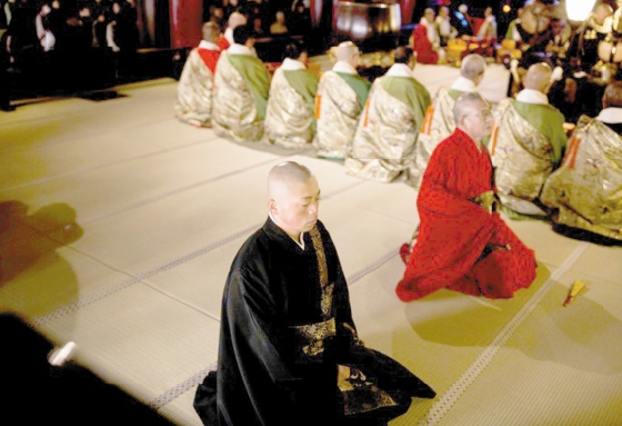 Moine et kayakiste, la double vie d'un Japonais sur la route des JO de Tokyo