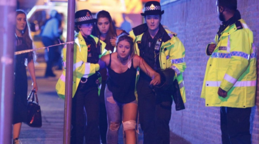 Au moins 22 morts, dont des enfants, dans un attentat suicide à Manchester Au moins 22 morts, dont des enfants, dans un attentat suicide à Manchester