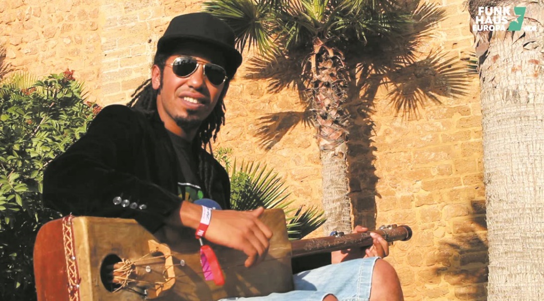 Le gnaoui Mehdi Nassouli enflamme le public sénégalais