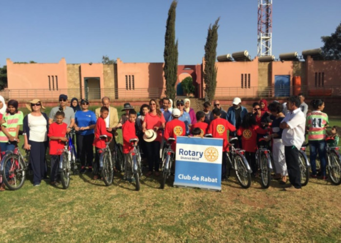Don de vélos organisé par le Rotary Club de Rabat au profit de l’enfance défavorisée