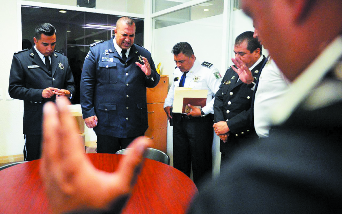 Pour lutter contre le crime au Mexique, la “Police céleste” prie
