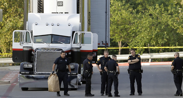 Neuf migrants clandestins morts dans une remorque surchauffée au Texas
