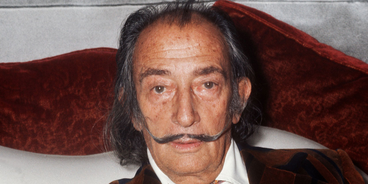 Insolite : La moustache  de Dali