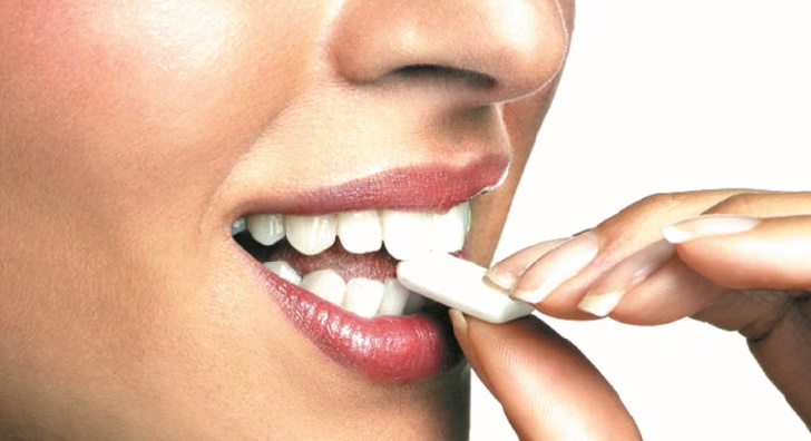 Réponses d’experts : Le chewing-gum aide-t-il la reprise du transit après une opération ?