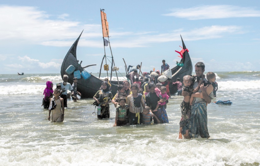 Au moins 12 morts dans le naufrage d’un bateau de Rohingyas au Bangladesh