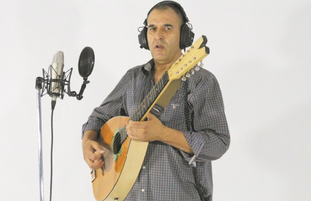 “Ommi Al Ghalia” nouvel album de Mostafa Et-Taib “Ommi Al Ghalia” nouvel album de Mostafa Et-Taib