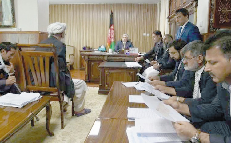 En Afghanistan, un haut magistrat ouvre sa porte aux déçus de la justice En Afghanistan, un haut magistrat ouvre sa porte aux déçus de la justice