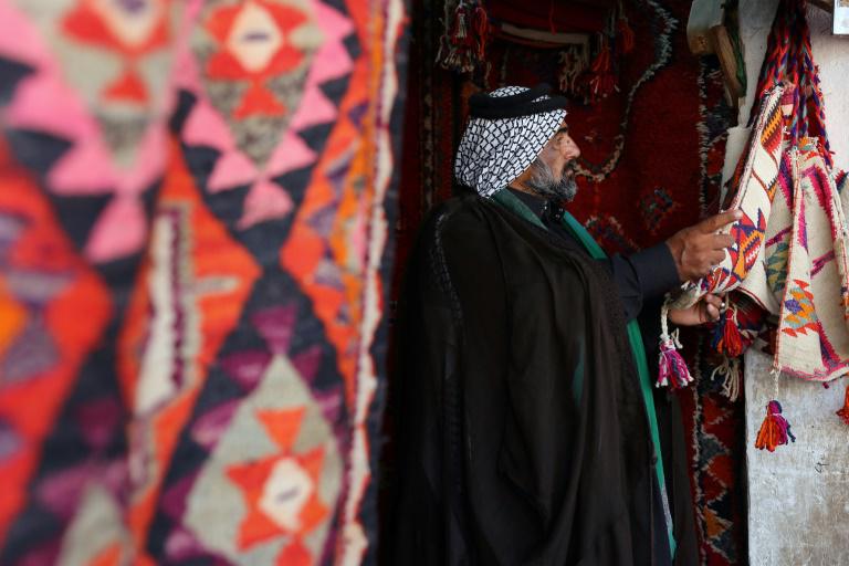 En Irak, l'art du tapis menacé par la production en série