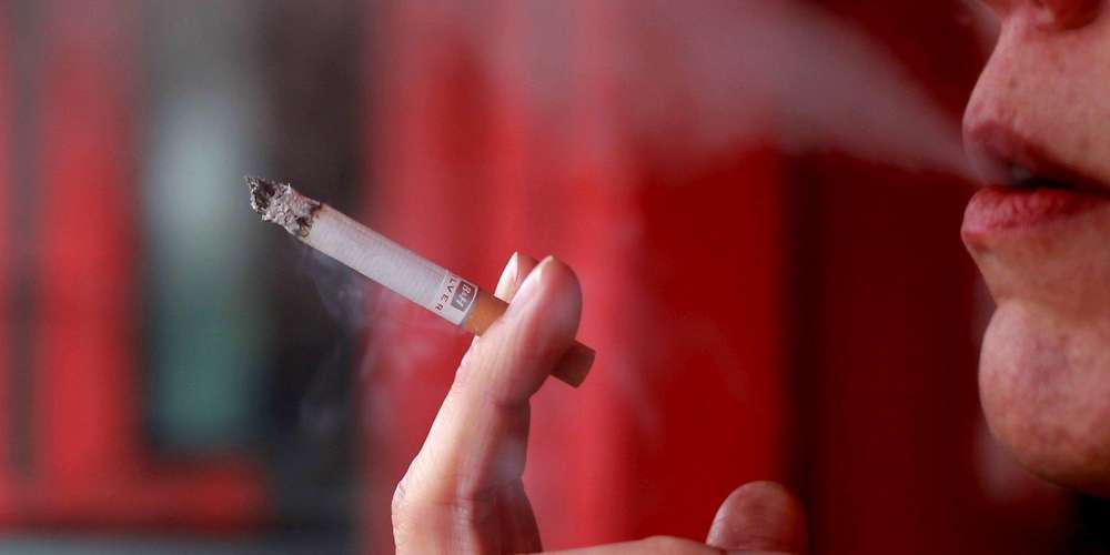 La cigarette bientôt interdite dans les films français