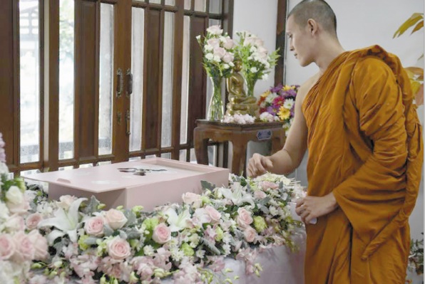 Funérailles bouddhistes pour les animaux en Thaïlande