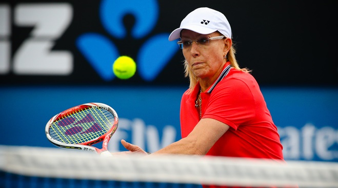 Navratilova se plaint de n'être pas aussi bien payée que McEnroe par la BBC