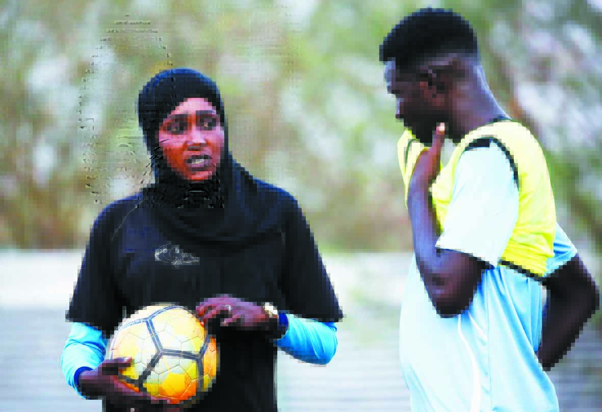 Au Soudan, la première femme coach d’un club de foot masculin