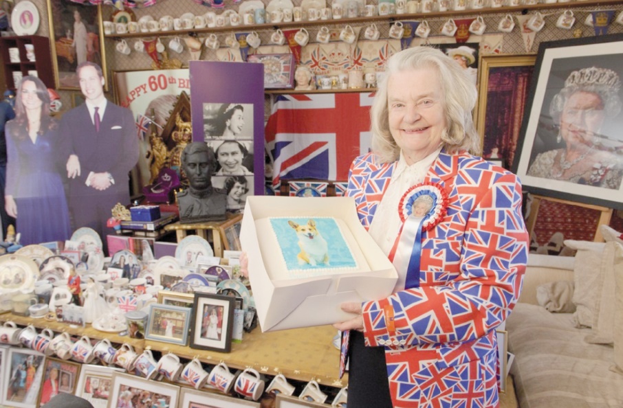 Margaret Tyler, super fan de la monarchie au Royaume Uni